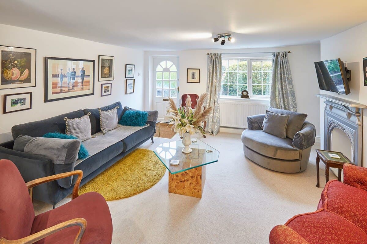 Rose Cottage virtual tour preview